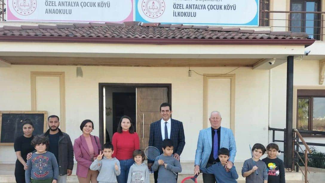 İlçe Milli Eğitim Müdürümüz  Sn. Halil ÜNAL ve Şube Müdürümüz Sn. Fatih Özbay'ın katılımıyla; AHENK Projesi kapsamında Özel Antalya Çocuk Köyü Anaokulu ziyaret edildi .